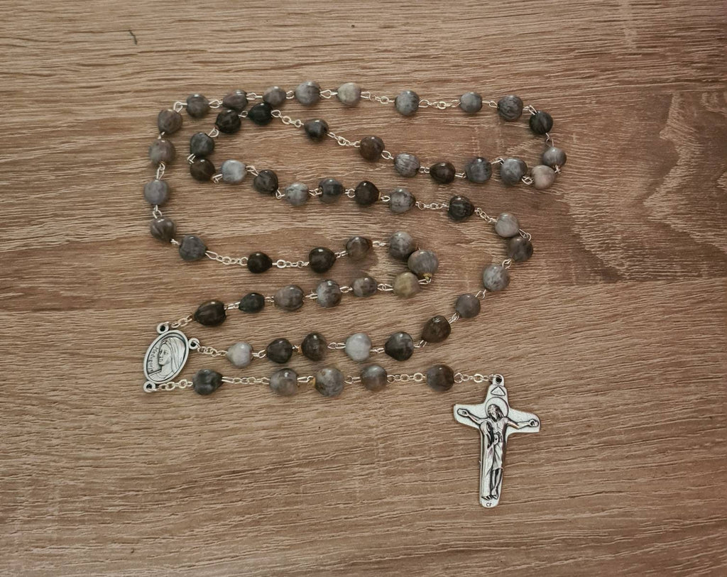 Jobs tears rosary, natural beads, catholic rosary, handmade rosary with jobs tears beads, Medjugorje rosary, catholic gift