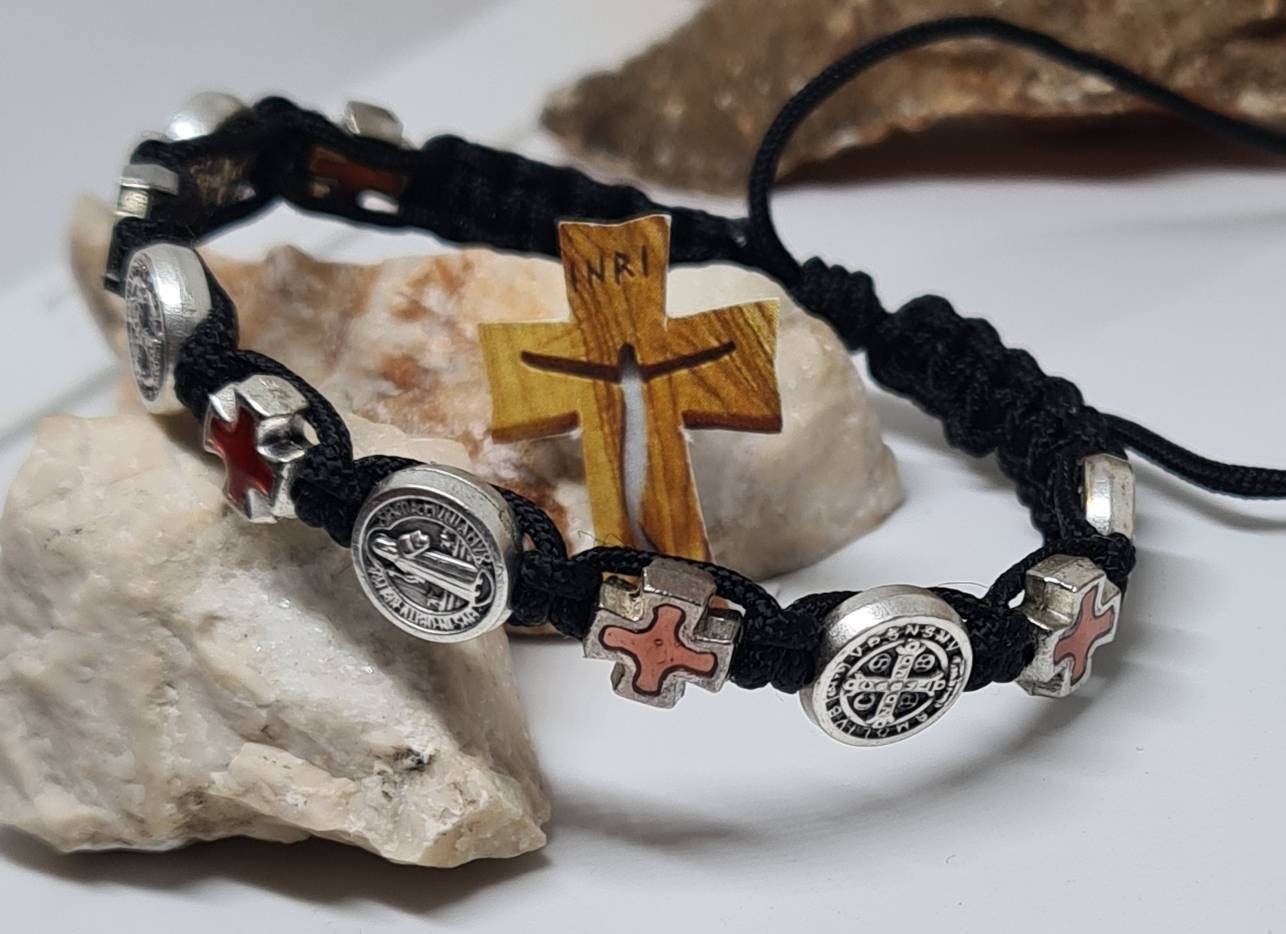 ST BENEDICT & red cross bracelet, handmade saint adjustable bracelet, christian holy bracelet, knotted cord bracelet from Medjugorje